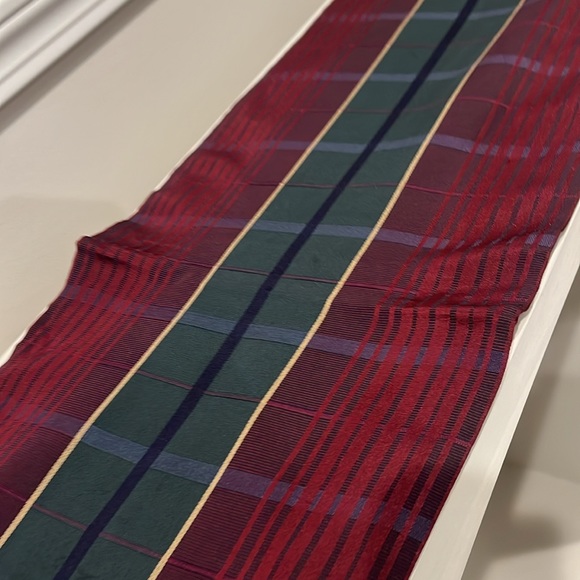 2-Sided Holiday/Anytime 72” Table Runner in Royal Colors or Solid w/End Tassels. - Picture 5 of 8